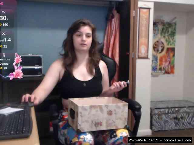 Camshow Recording, Shaved White, Shaved Babes, Full Privates For 90 Tokens, Privates For 90 To.