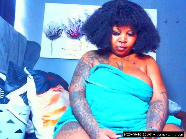 Leabian Fucking, Shaved Mature, Shaved Ebony, Group Chat For 20 39 Tokens, Full Privates For.