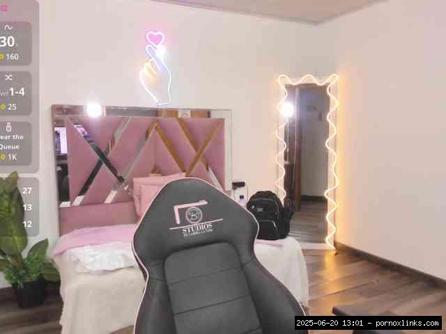 Teenlegs, Group Chat For 20 39 Tokens, Full Privates For 30 59 Tokens, Privates For 3.