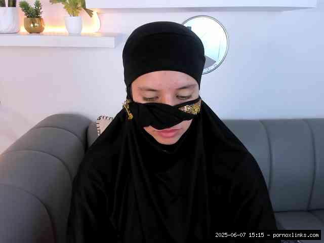 Sex Arabi, Group Chat For 20 39 Tokens, Full Privates For 90 Tokens, Privates For 30 5.