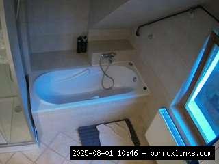 Cam Model Direct, Shower, Hd, Voyeur, Smoking, Sexwebcam, Pov, No Drinking, Julmodels House, .