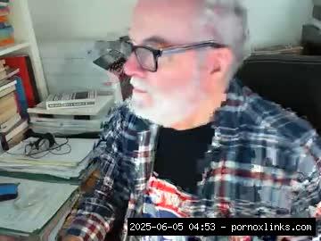 Naked Older Cougars, New, Live.